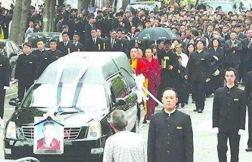 老澳門六開彩開獎(jiǎng)網(wǎng)站——探索傳統(tǒng)與現(xiàn)代的融合，老澳門六開彩開獎(jiǎng)網(wǎng)站，傳統(tǒng)與現(xiàn)代的融合探索